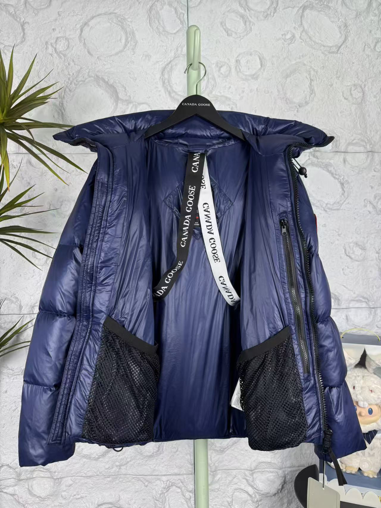 カナダグース「Canada Goose」秋冬フード付きダウンジャケット