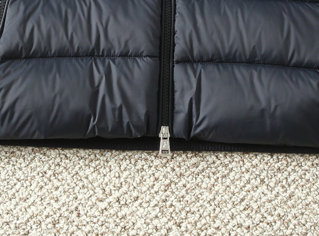 モンクレール「Moncler」秋冬 ニット調ダウンジャケット