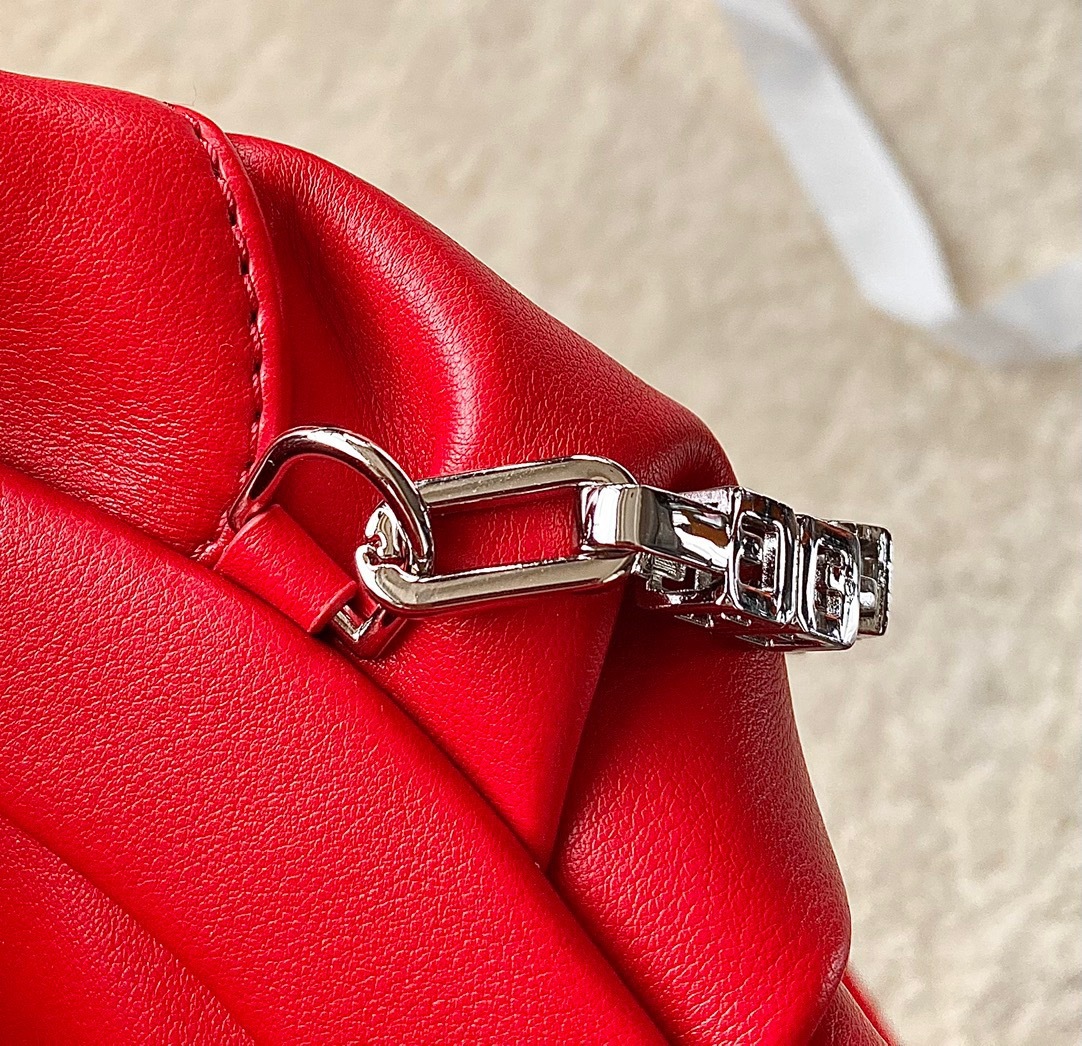 ジバンシィ「Givenchy」ミニケニー ハンドバッグ