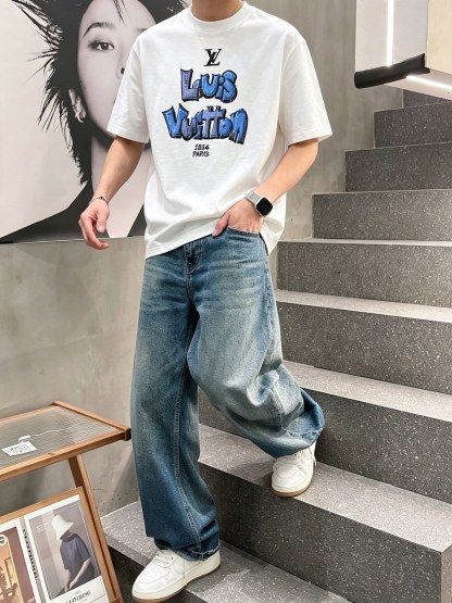 ルイ・ヴィトン「Louis Vuitton」ロゴプリントTシャツ / ショートスリーブ クルーネック