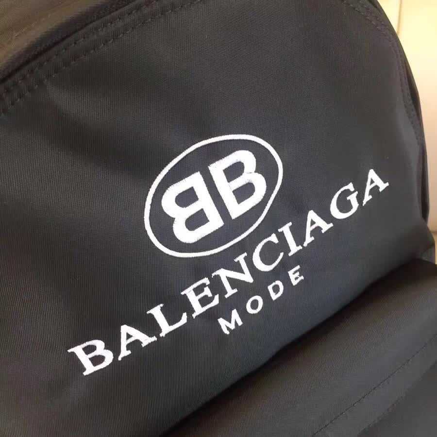 バレンシアガ「Balenciaga」 Explorer バックパック