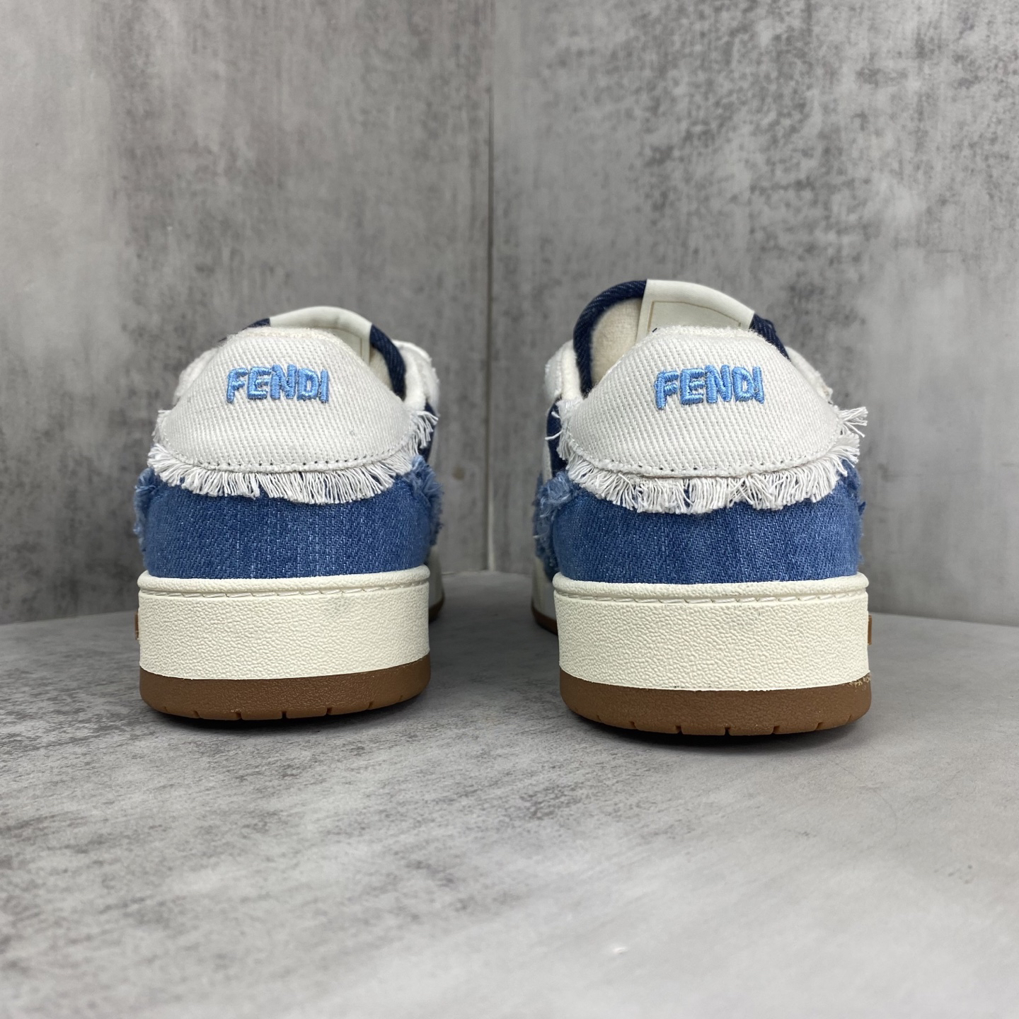 フェンディ「Fendi」フェンディ マッチ スニーカー / ユニセックスレザースニーカー