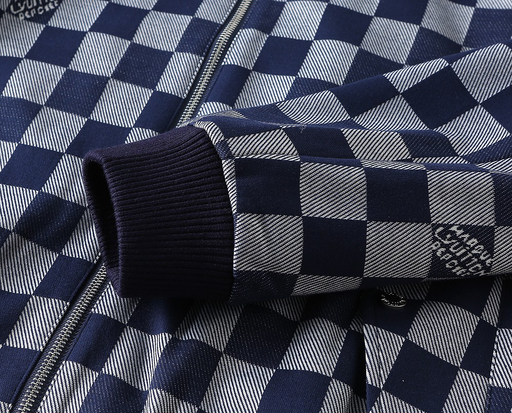 ルイ・ヴィトン「Louis Vuitton」秋冬コレクション クイルテッド ジャケット