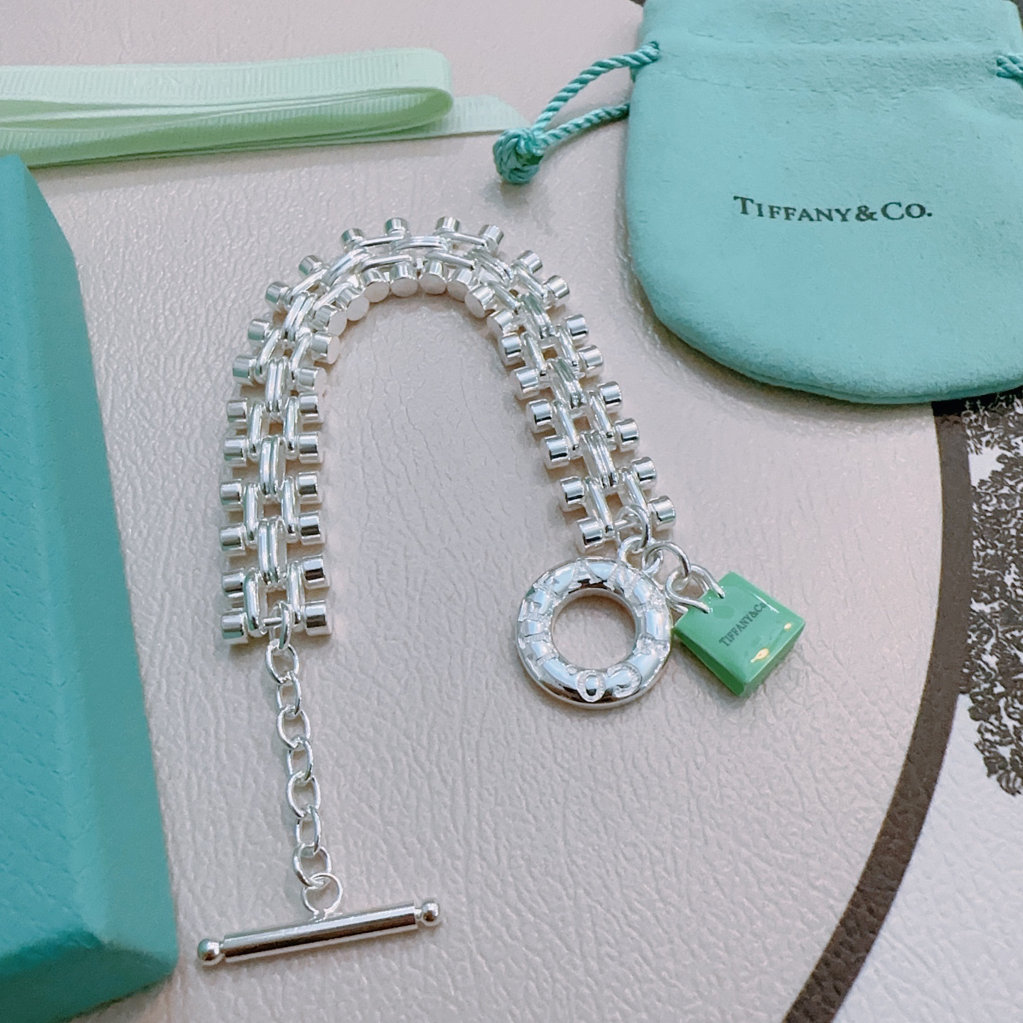 ティファニー「Tiffany & Co.」ポリッシュドシルバーリンク ブレスレット