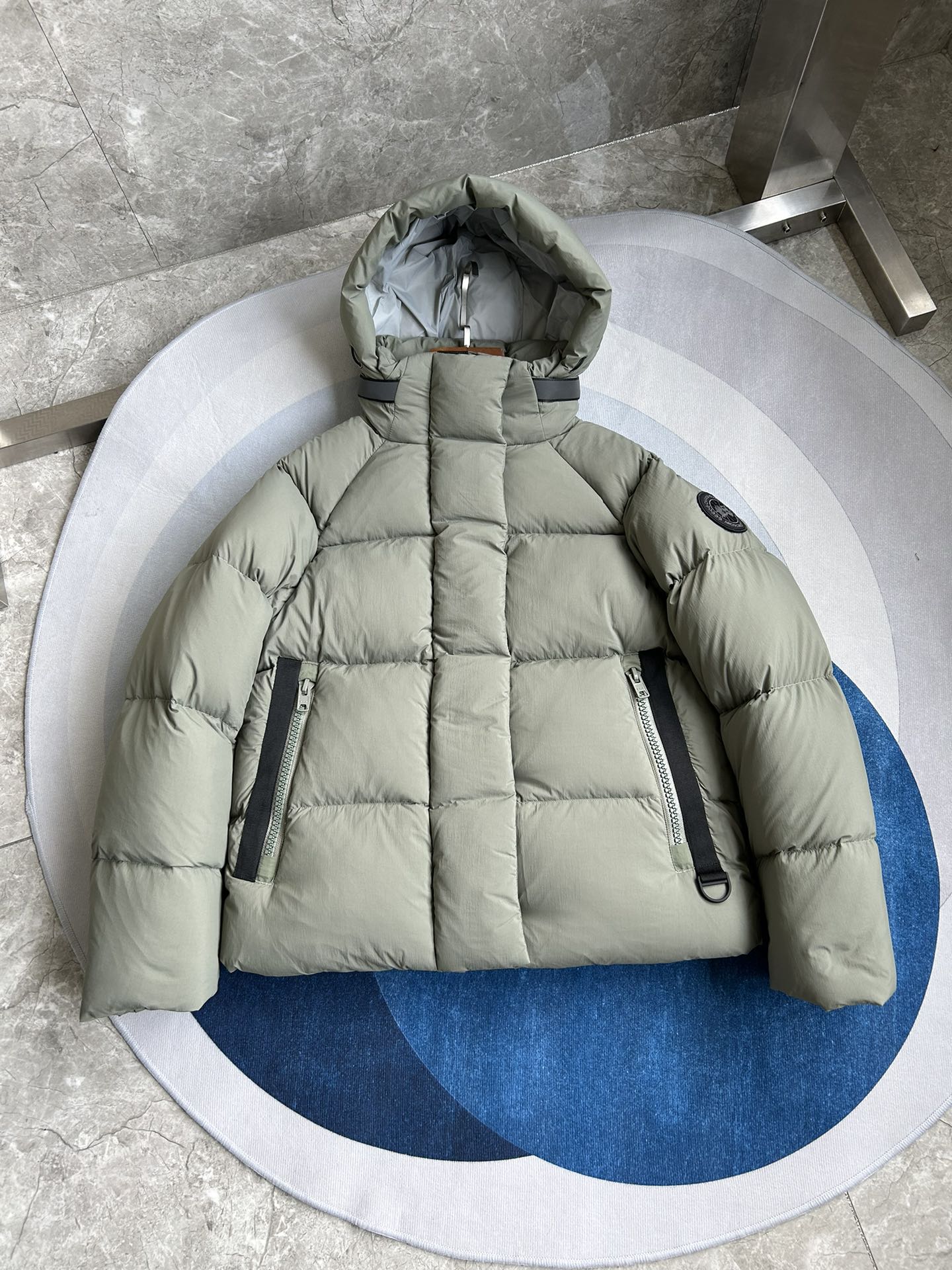 カナダグース「Canada Goose」秋冬フード付きダウンジャケット