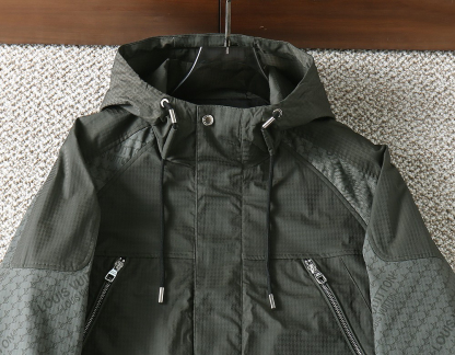 ルイ・ヴィトン「Louis Vuitton」秋冬コレクション クイルテッド ジャケット