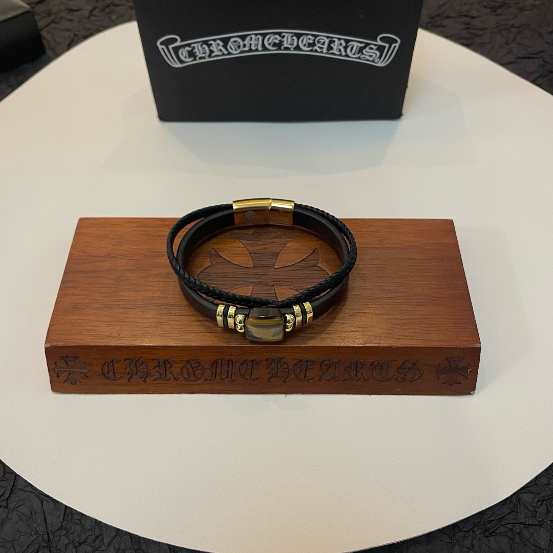 クロムハーツ「Chrome Hearts」Tiger Eye Leather Wrap Bracelet