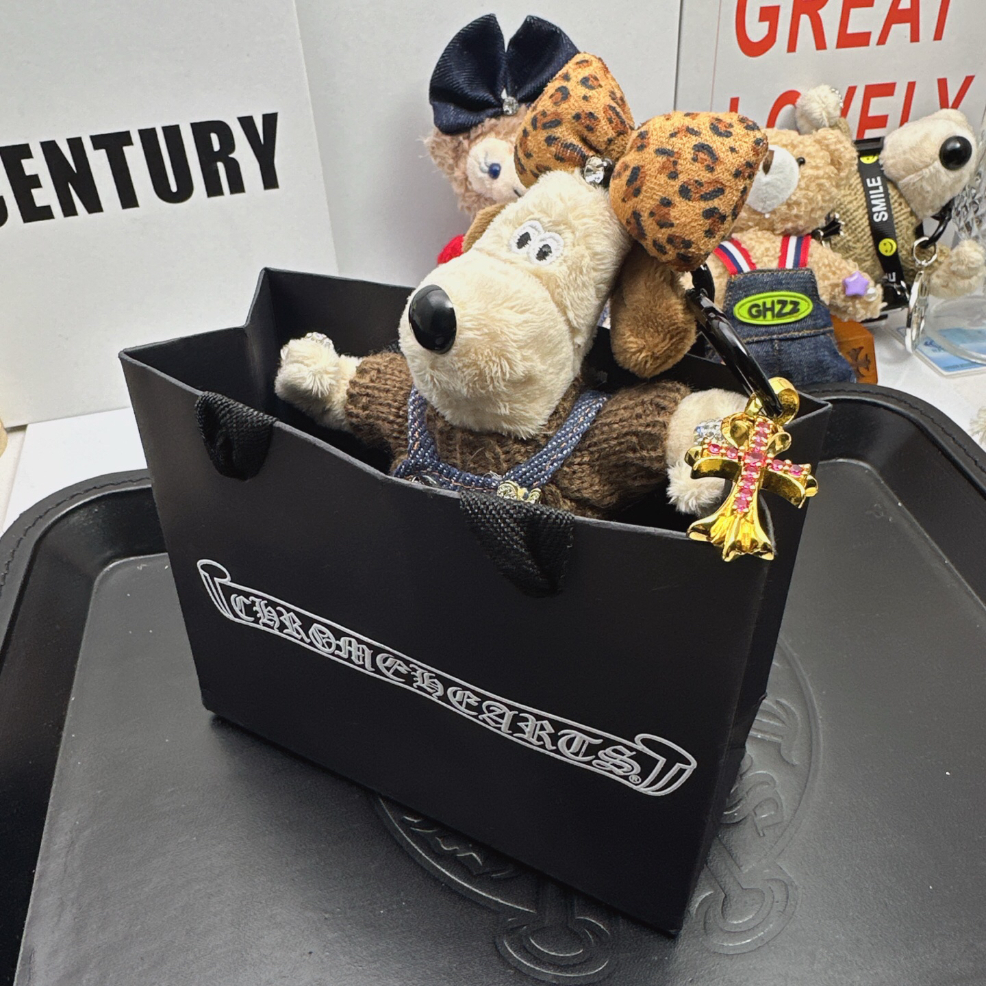 クロムハーツ「Chrome Hearts」バッグチャーム - すべてのトレンドバッグに合わせて、クールでキュートなスタイルを