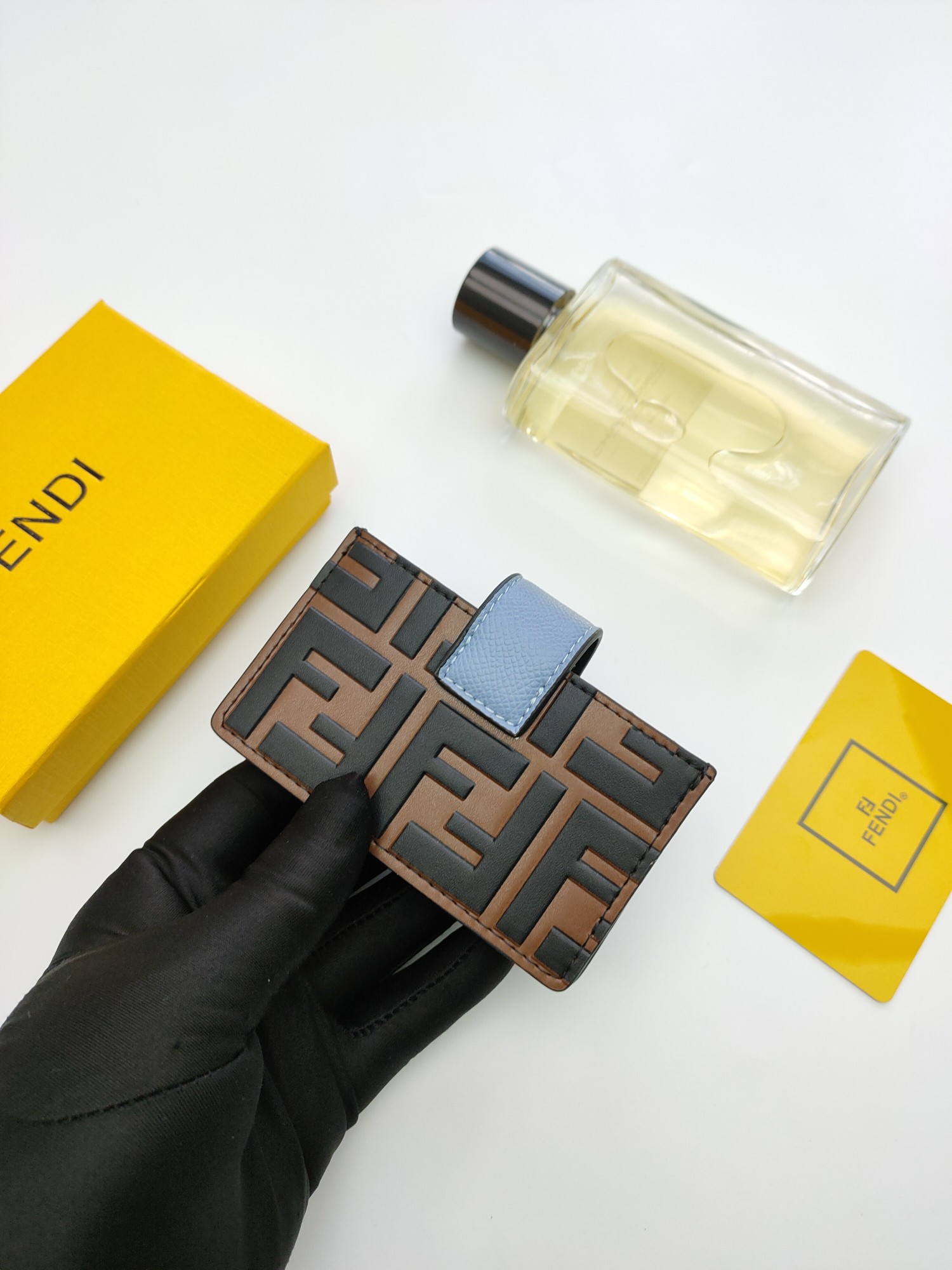 フェンディ「Fendi」フェンディ F is Fendi カードケース / カードホルダー
