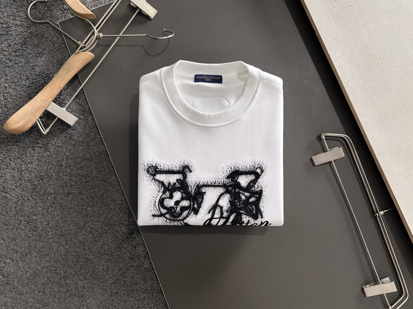 ルイ・ヴィトン「Louis Vuitton」秋冬 メンズ スポーツスウェット