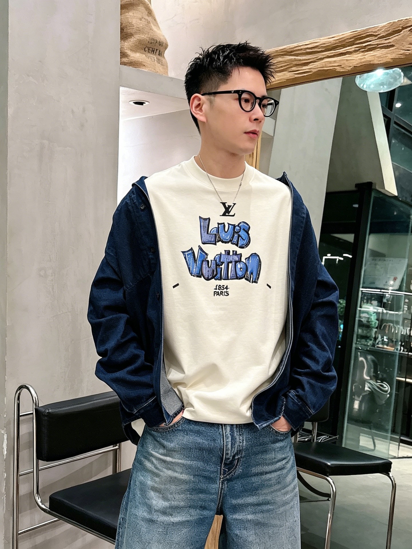 ルイ・ヴィトン「Louis Vuitton」ロゴプリントTシャツ / ショートスリーブ クルーネック