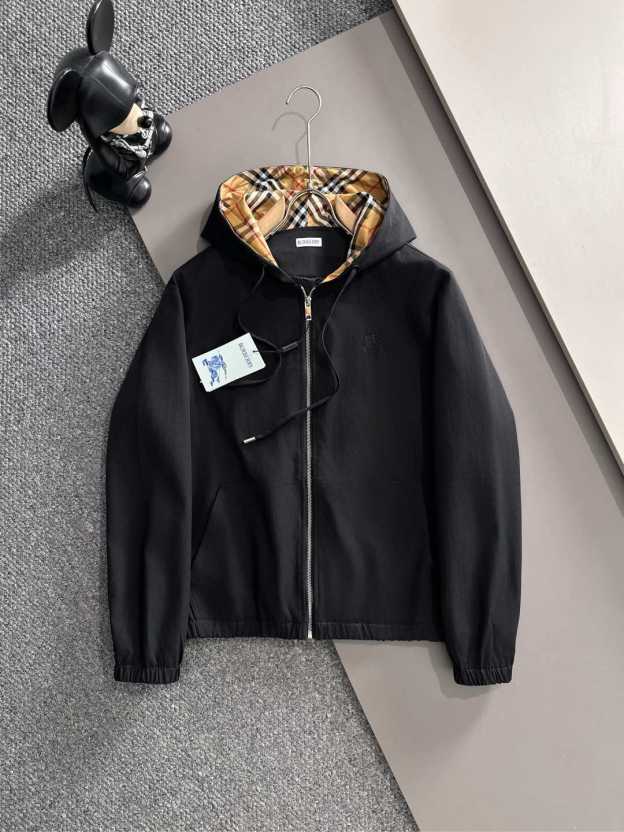 バーバリー「Burberry」秋冬 メンズカジュアルスポーツセット