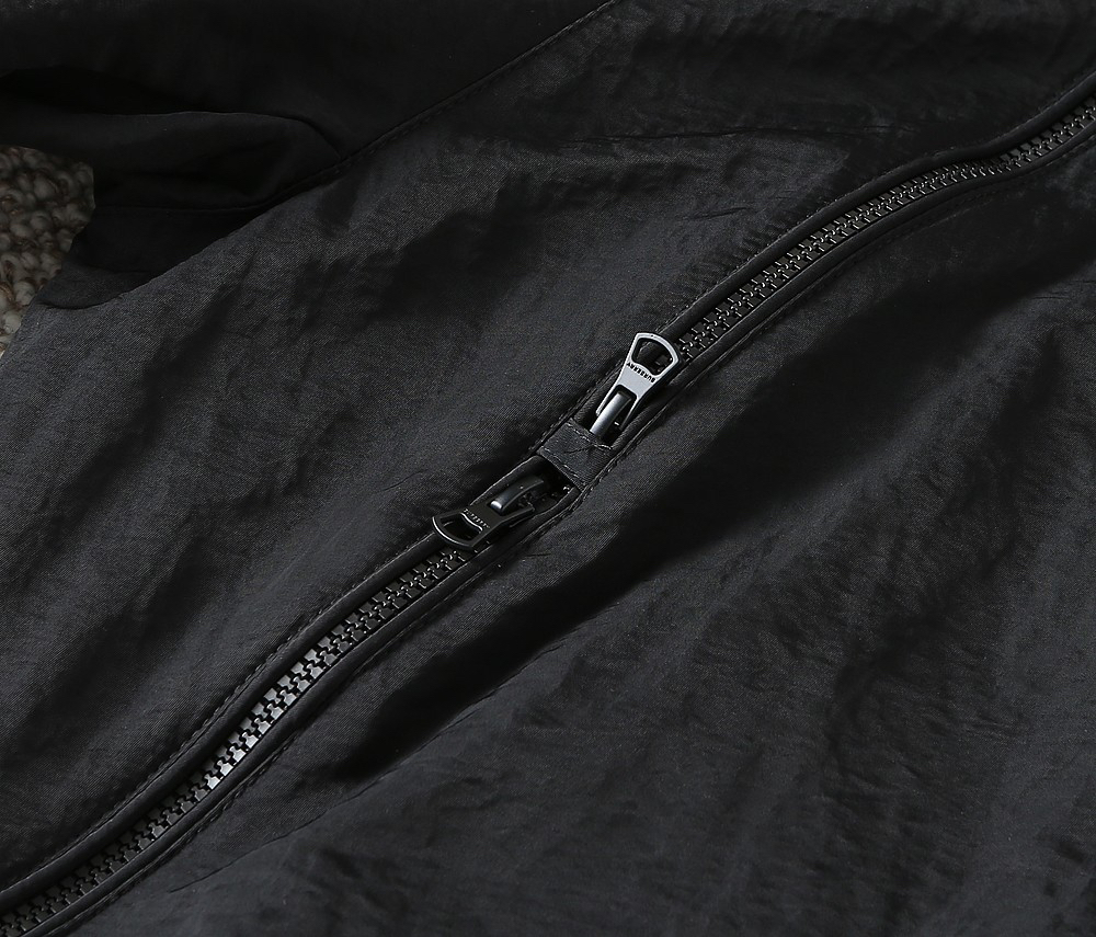 バーバリー「Burberry」秋冬 リバーシブルキルティングジャケット