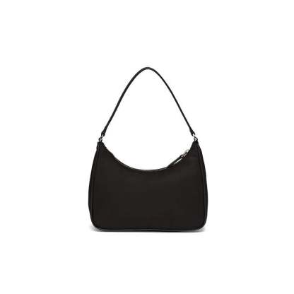 プラダ「Prada」レザーストラップ ホーボーバッグ