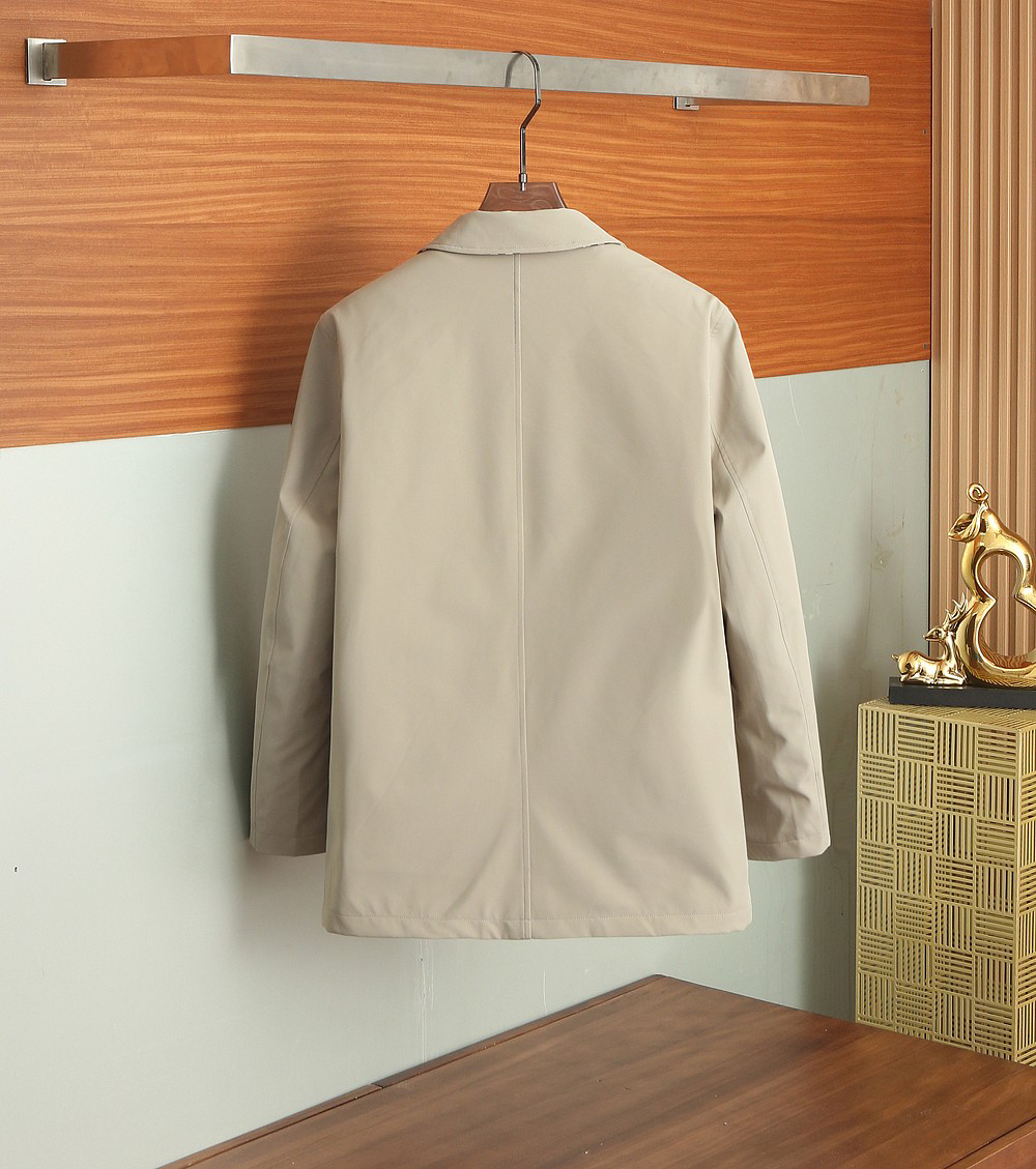 バーバリー「Burberry」秋冬 クイルティッドダウンジャケット