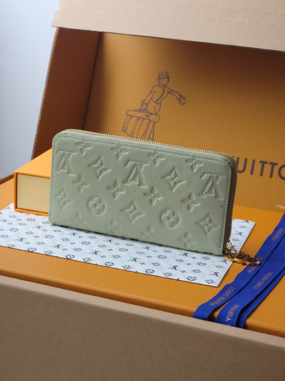 ルイ・ヴィトン「Louis Vuitton」ルイ・ヴィトン LV×TM ジッピーウォレット / 長財布