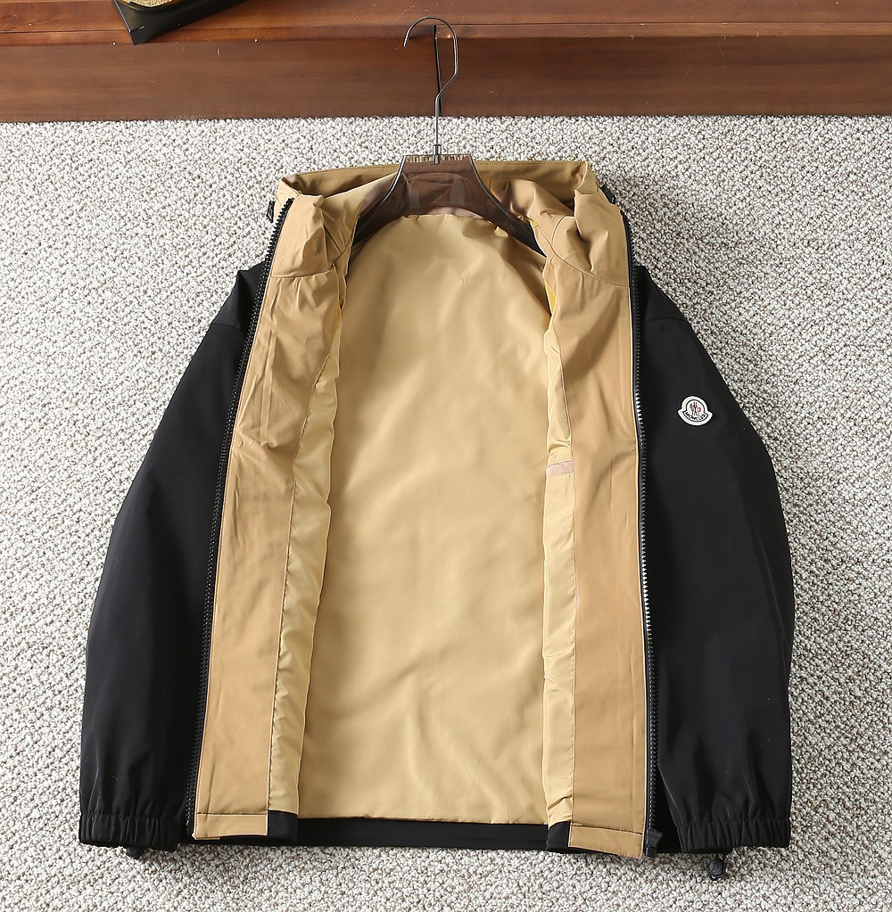 モンクレール「Moncler」秋のフード付きジャケット