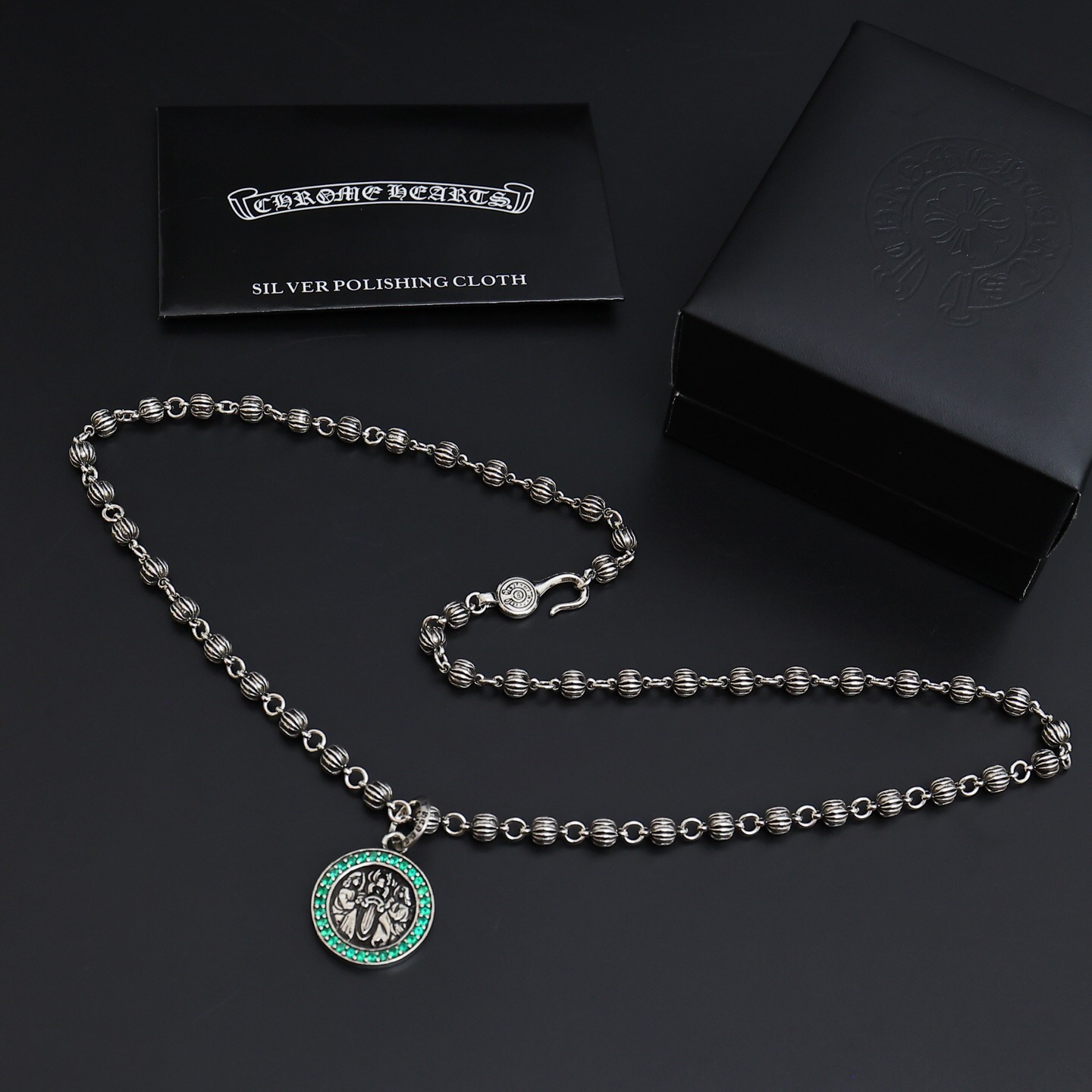 クロムハーツ「Chrome Hearts」スカル&クロス チェーンネックレス