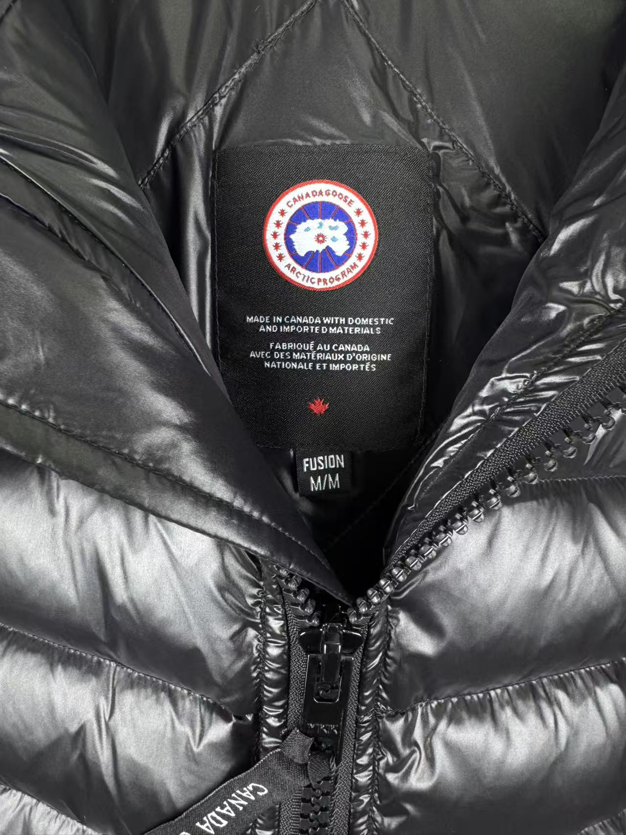 カナダグース「Canada Goose」秋冬フード付きダウンジャケット