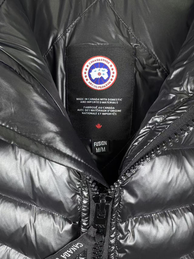カナダグース「Canada Goose」秋冬フード付きダウンジャケット
