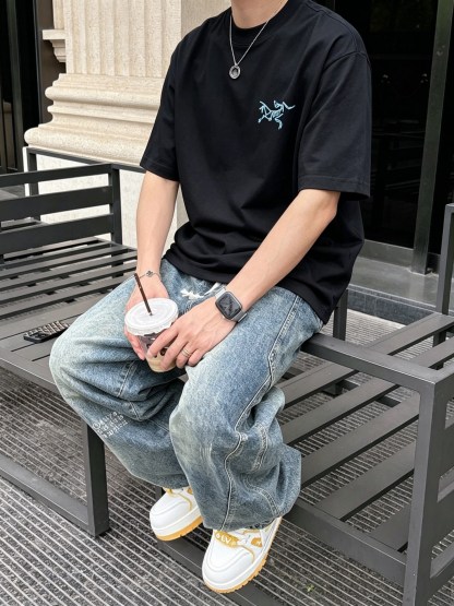 アークテリクス「ARC'TERYX」ロゴプリントTシャツ / ショートスリーブ クルーネック