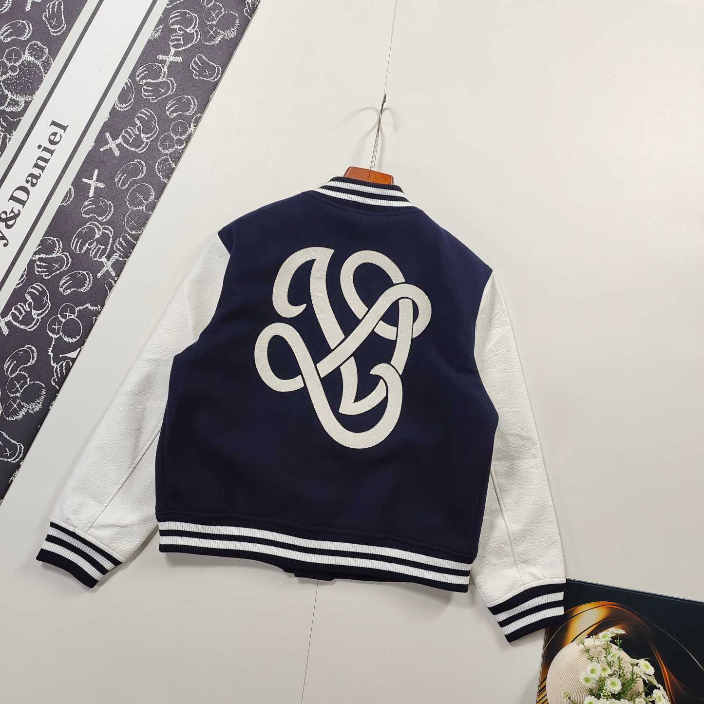 ルイ・ヴィトン「Louis Vuitton」モダンベースボールジャケット