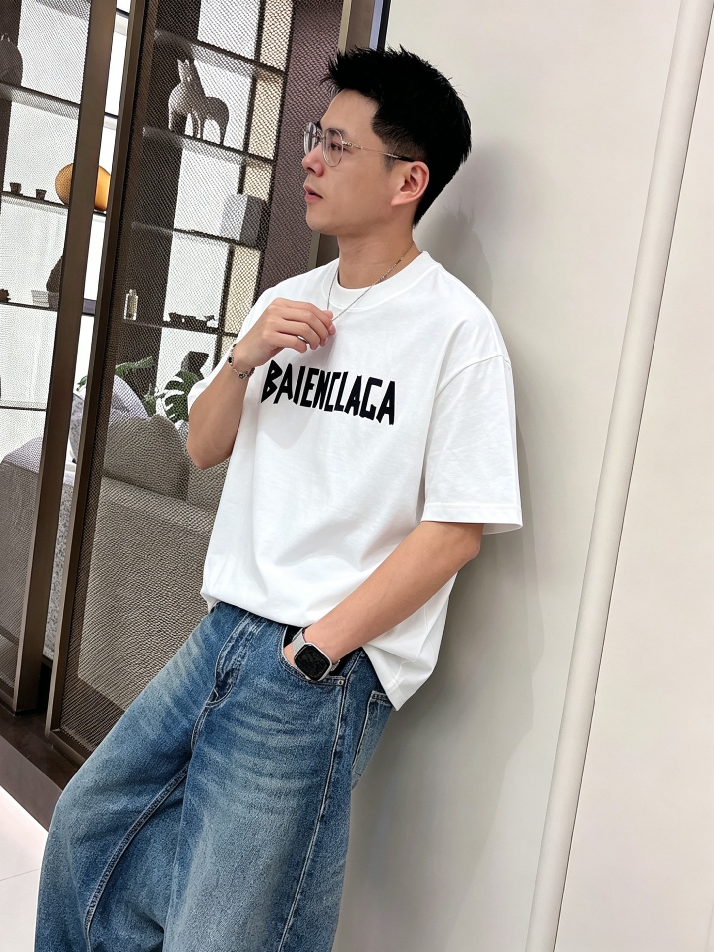 バレンシアガ「Balenciaga」ロゴプリントTシャツ / ショートスリーブ クルーネック
