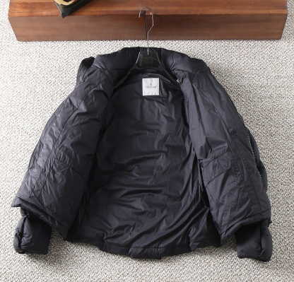 モンクレール「Moncler」秋冬 ダウンジャケット