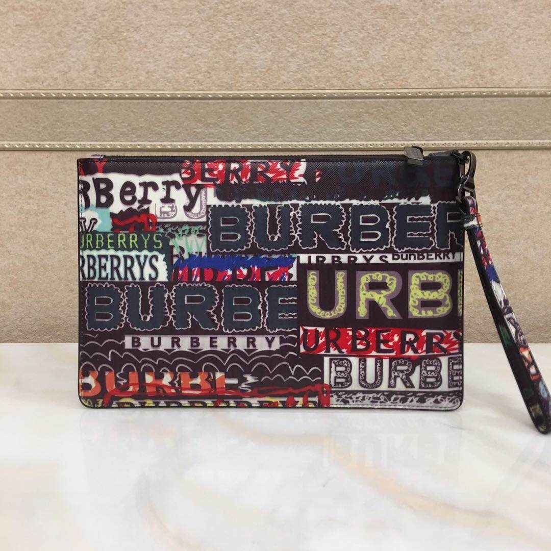 バーバリー「Burberry」ハンドクラッチ