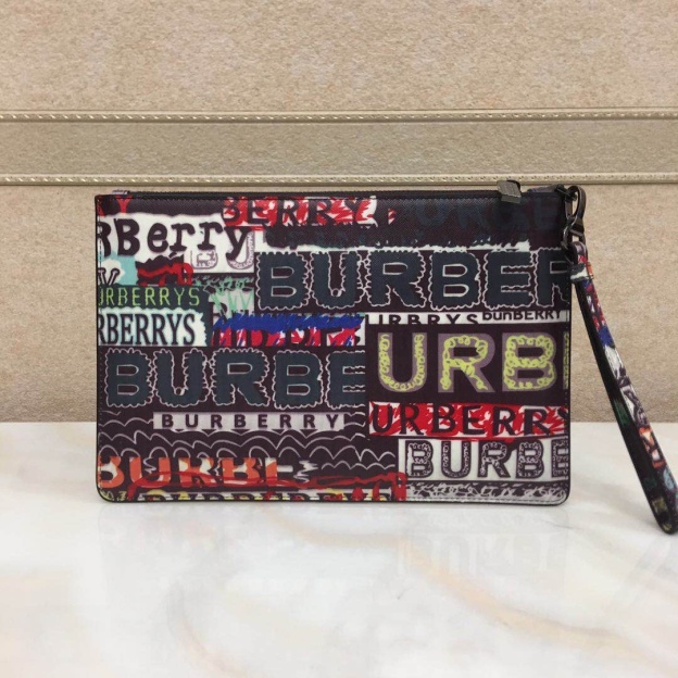 バーバリー「Burberry」ハンドクラッチ