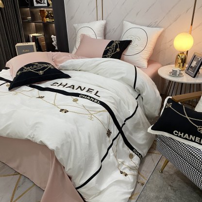 シャネル「Chanel」プレミアムコットン ゴールド＆シルバー刺繍 4点セット
