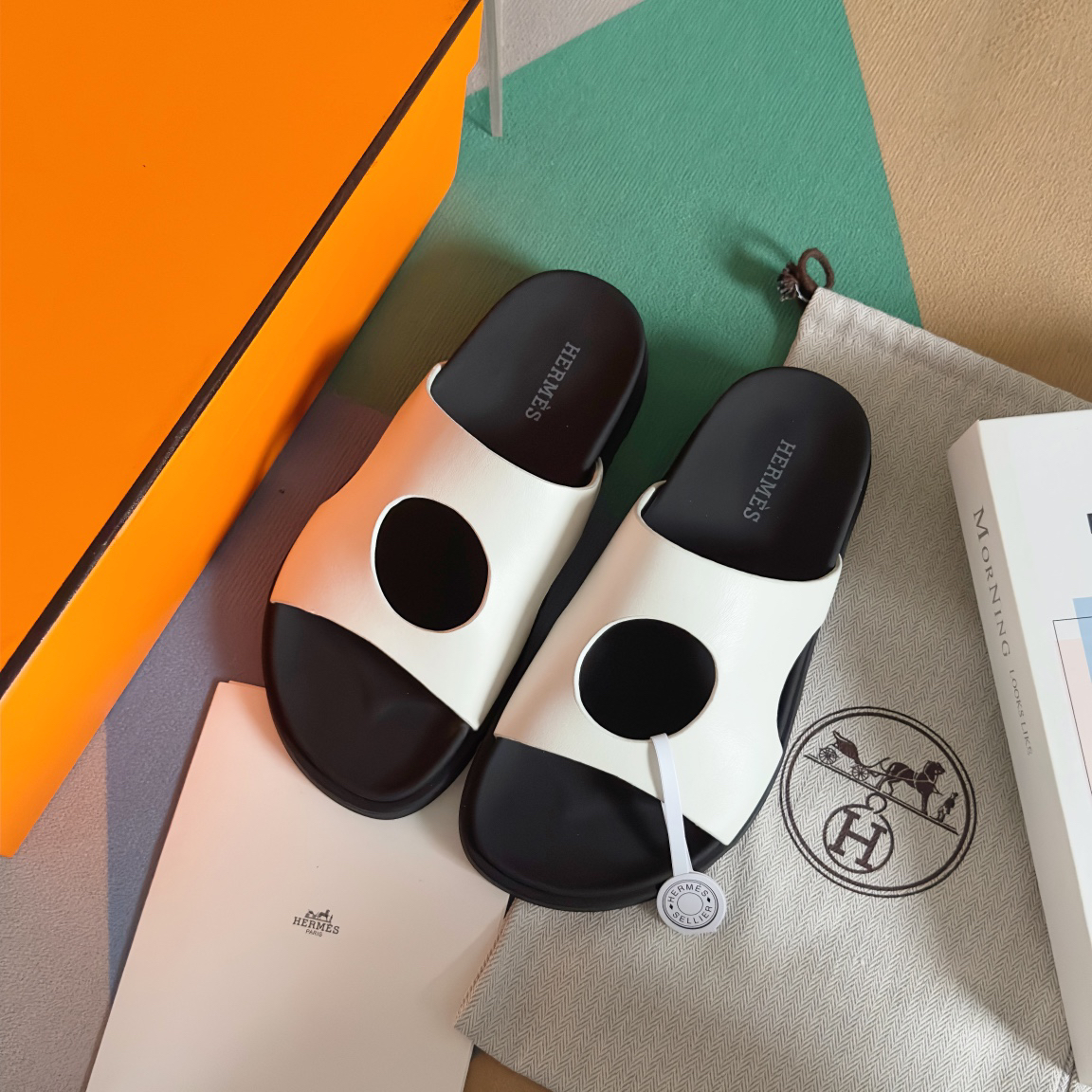 エルメス「Hermès」エルメス シェーヌダンクル サンダル / レザーテクノサンダル