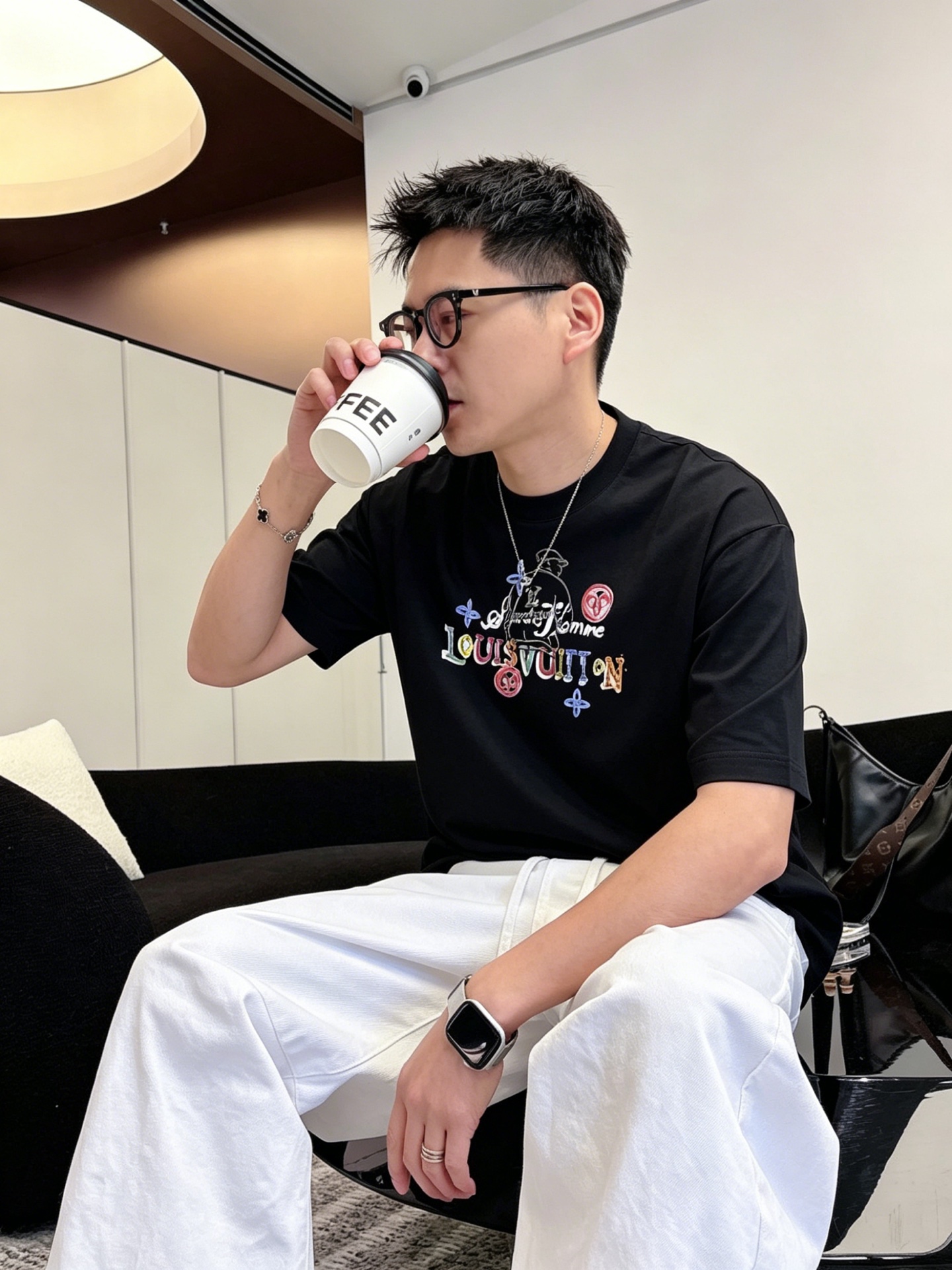 ルイ・ヴィトン「Louis Vuitton」ロゴプリントTシャツ / ショートスリーブ クルーネック