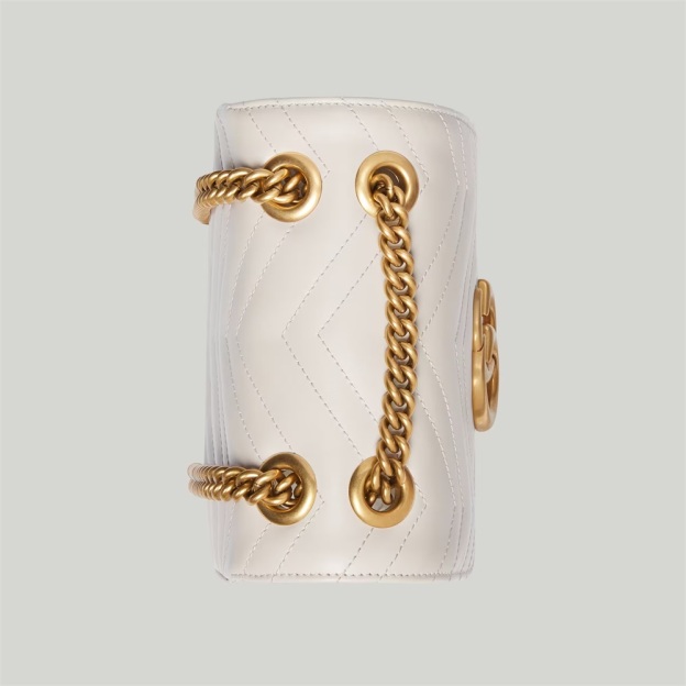 グッチ「Gucci」 GG Marmont シリーズ キルティング ミニ ショルダーバッグ