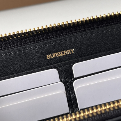 バーバリー「Burberry」チェック エコファブリック フルジップ ウォレット