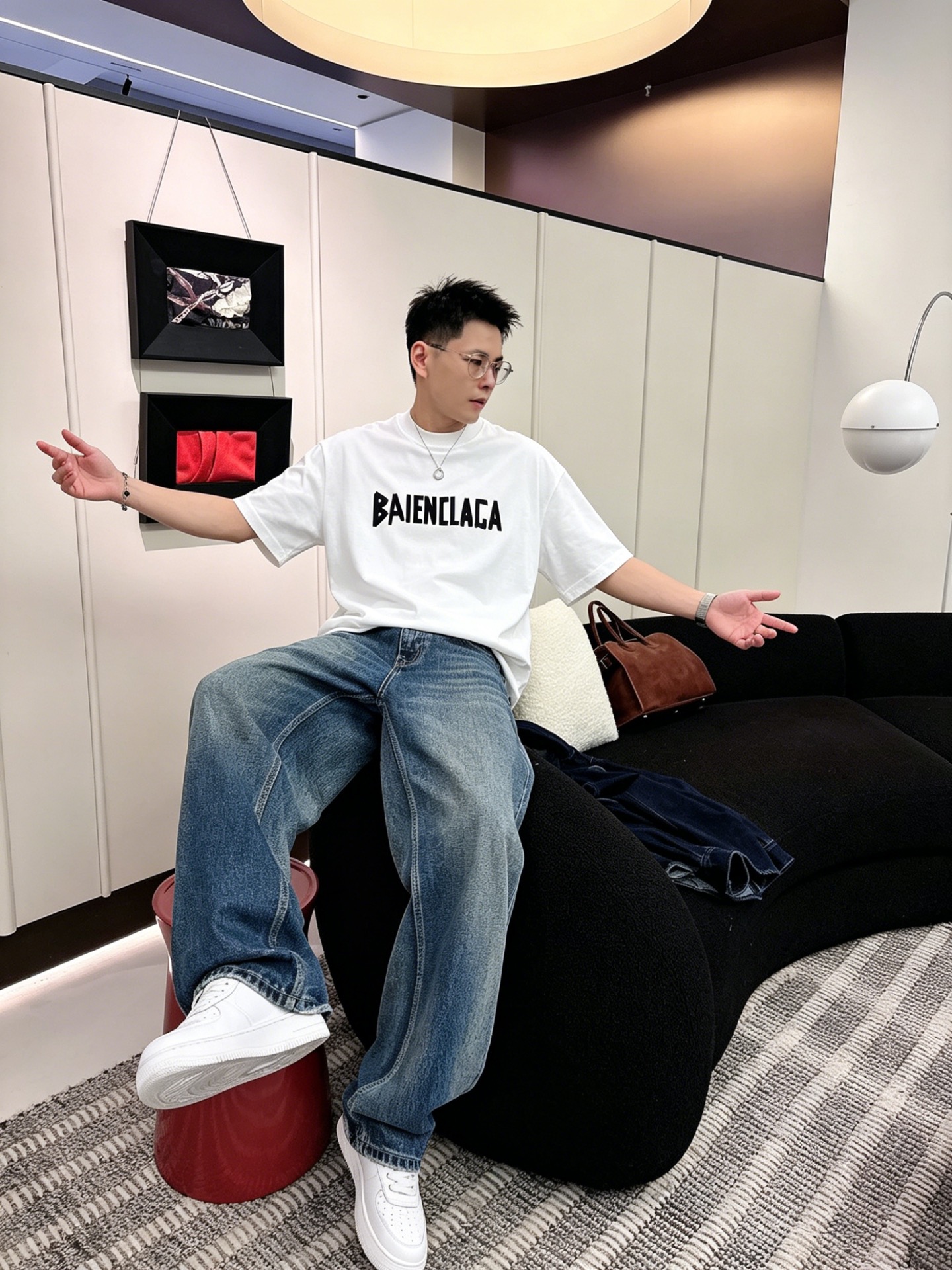 バレンシアガ「Balenciaga」ロゴプリントTシャツ / ショートスリーブ クルーネック