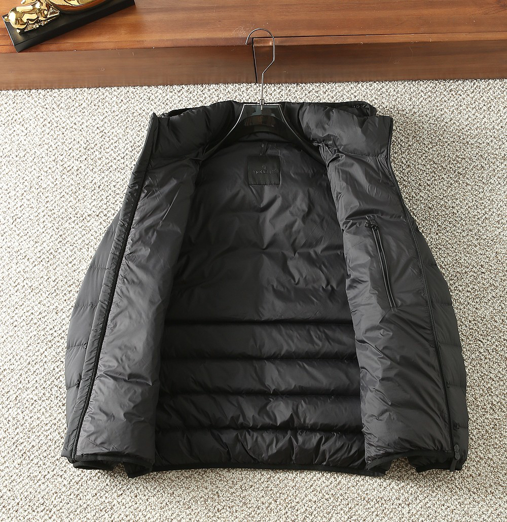 モンクレール「Moncler」秋冬 ニット調ダウンジャケット