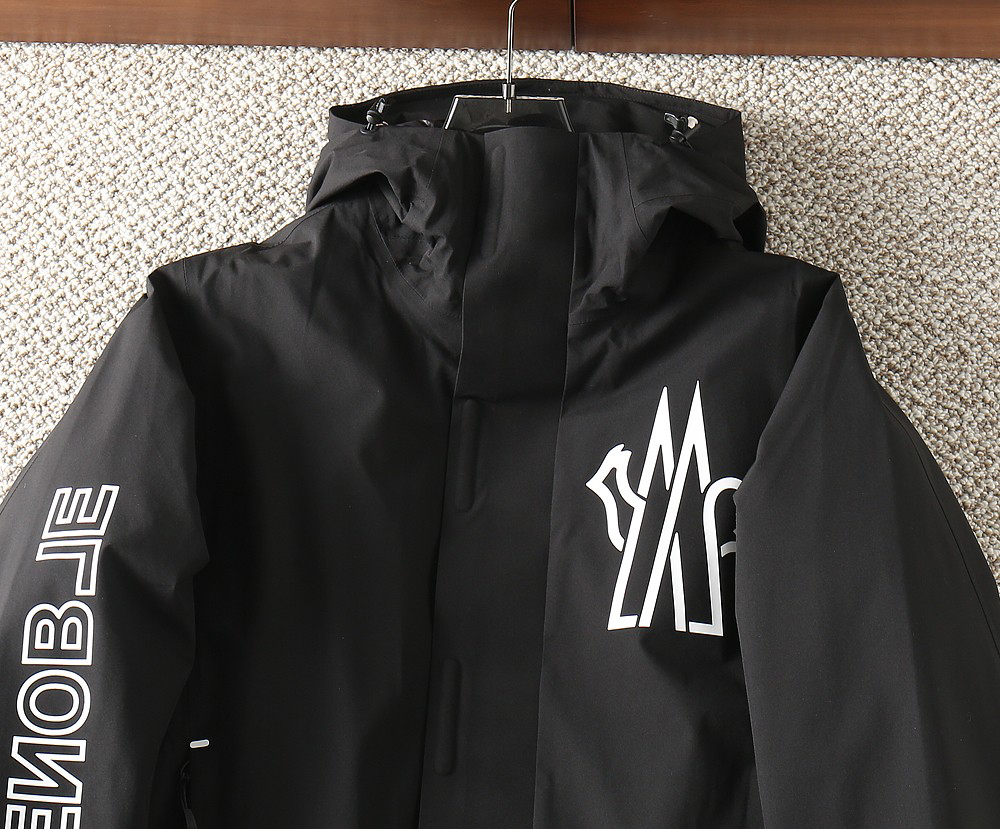 モンクレール「Moncler」秋冬 防风防水ダウンジャケット