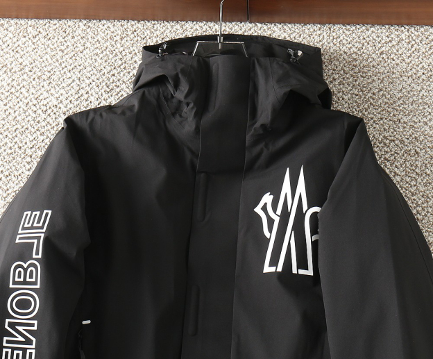 モンクレール「Moncler」秋冬 防风防水ダウンジャケット