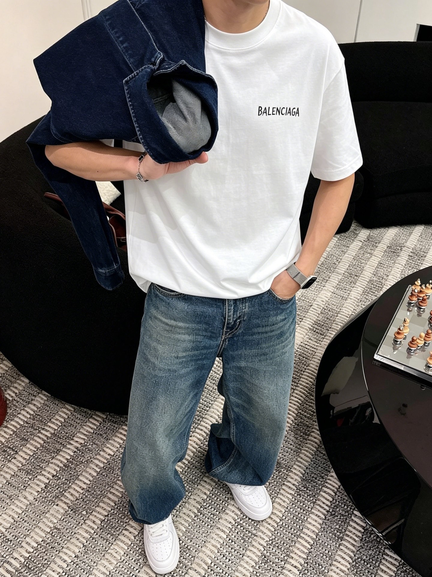 バレンシアガ「Balenciaga」ロゴプリントTシャツ / ショートスリーブ クルーネック