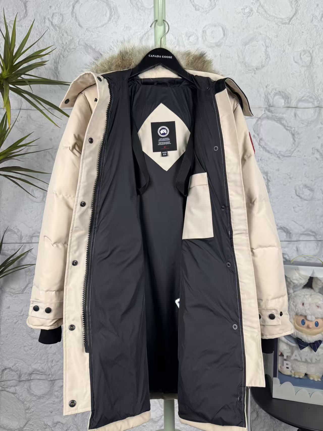 カナダグース「Canada Goose」秋冬フード付きダウンコート