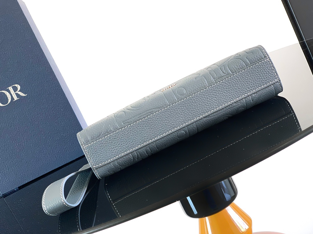 ディオール「Dior」ボウル ポーチ