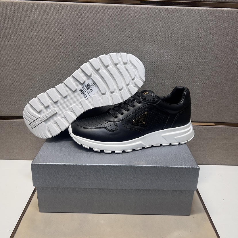 プラダ「Prada」プラダ プレミアムスニーカー (2026年春夏モデル) / レザースニーカー