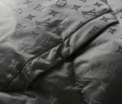 ルイ・ヴィトン「Louis Vuitton」秋冬コレクション ダウンジャケット