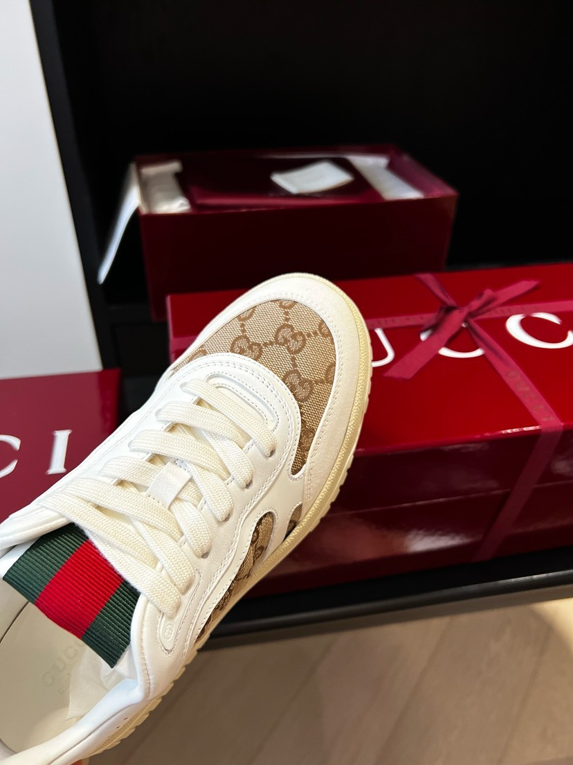 グッチ「Gucci」グッチ バスケットスタイル スニーカー / レザースニーカー