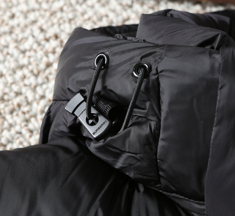 バーバリー「Burberry」秋冬 クイルティッドダウンジャケット