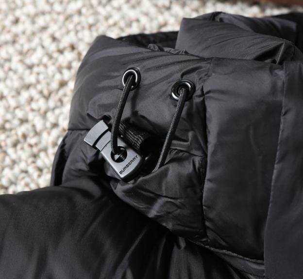 バーバリー「Burberry」秋冬 クイルティッドダウンジャケット