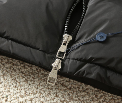 ルイ・ヴィトン「Louis Vuitton」秋冬コレクション ダウンジャケット