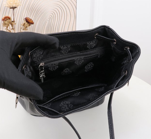 クロムハーツ「Chrome Hearts」十字架のリュックサック