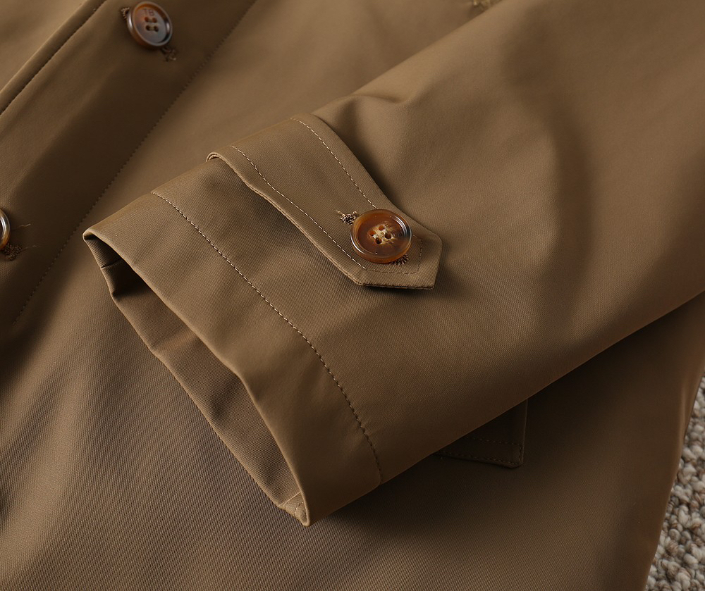 バーバリー「Burberry」秋冬 クイルティッドダウンジャケット